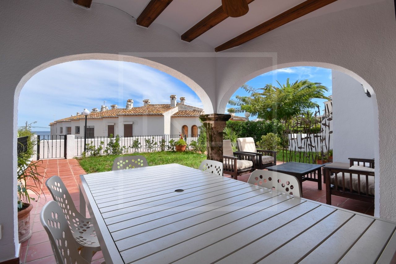 Large Town House For Sale In Javea