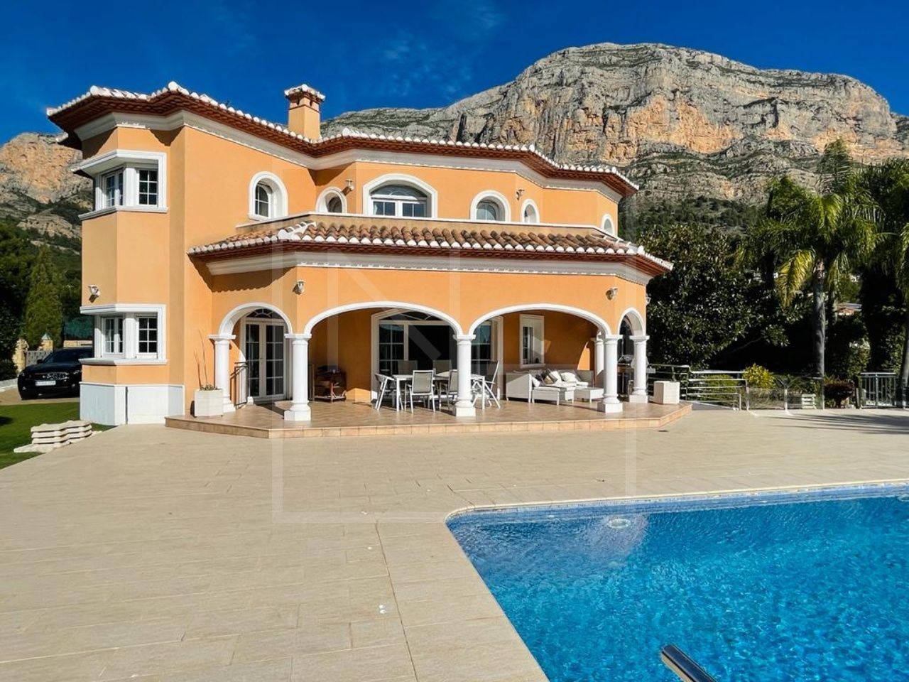Villa zum Verkauf in Javea