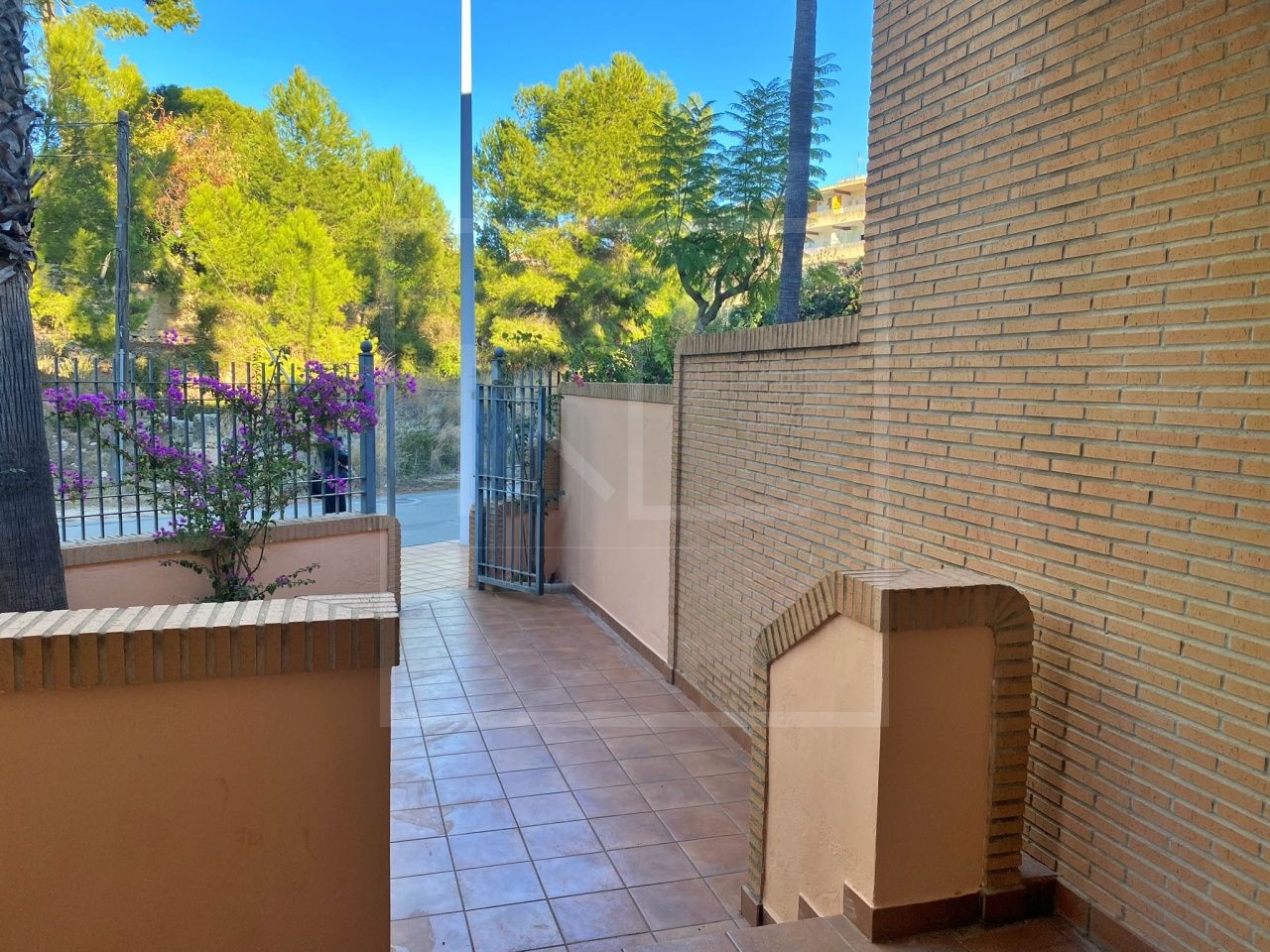 Townhouse For Sale in Javea