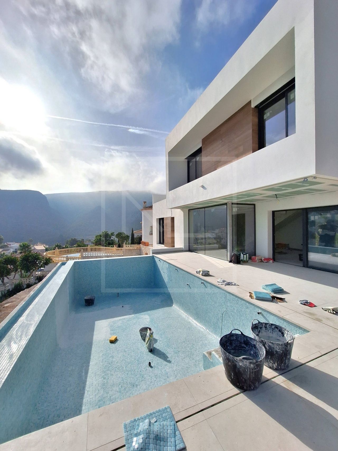 Neue freistehende Villa zum Verkauf in Denia