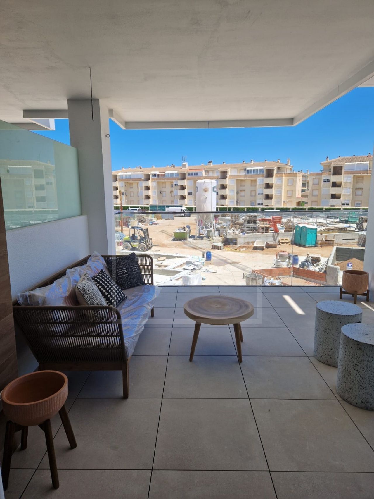 Apartments For Sale in Denia