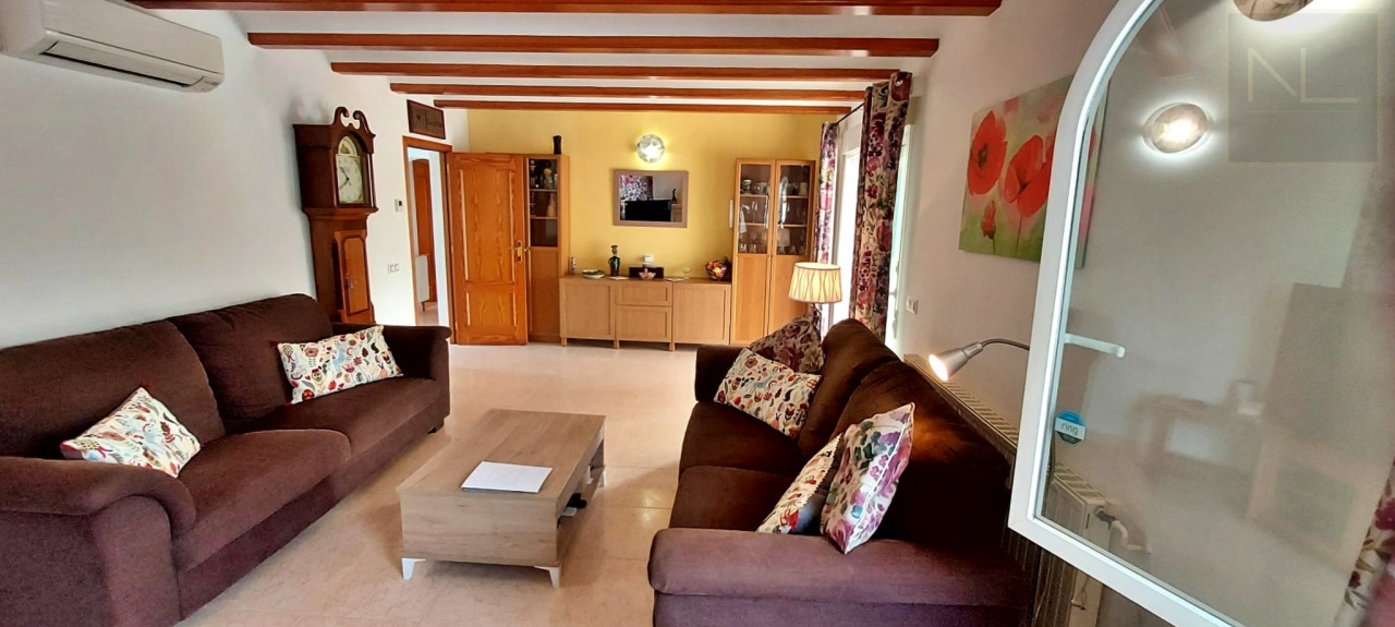 Villa individuelle de 4 chambres à vendre à Benitachell