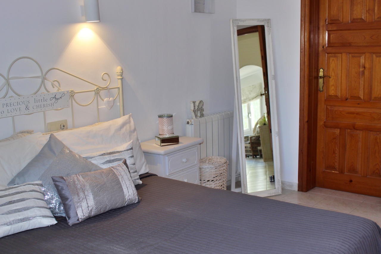 Villa de 4 dormitorios y 3 baños en venta en Benitachell