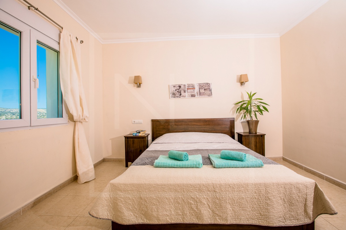 5 Schlafzimmer, 3 Badezimmer Villa zum Verkauf in Javea