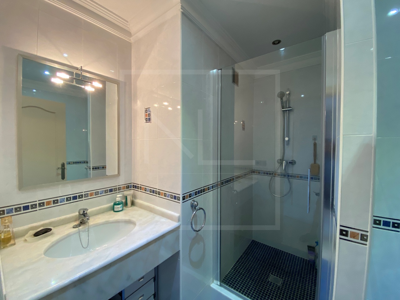 Villa de 4 chambres, 4 salles de bains à vendre à Javea
