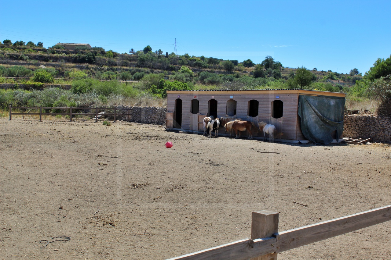 Land with stables For Sale in Benissa