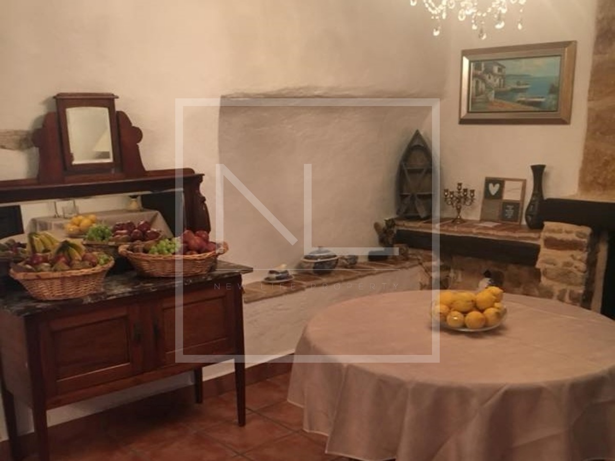 Prachtige 200 jaar oude gerenoveerde Finca te koop in Benissa