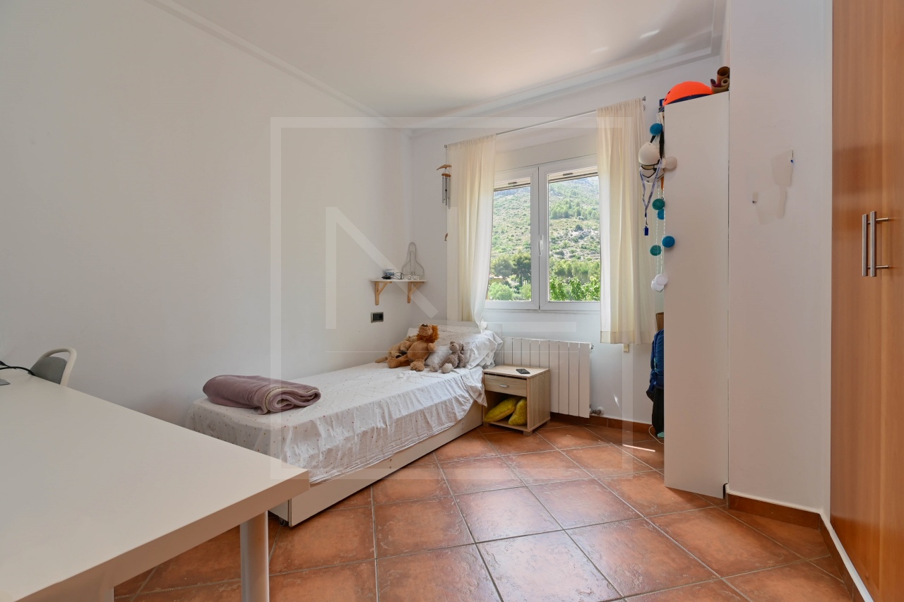 3 bedroom 2 bathroom Detached Villa For Sale in Pedreguer