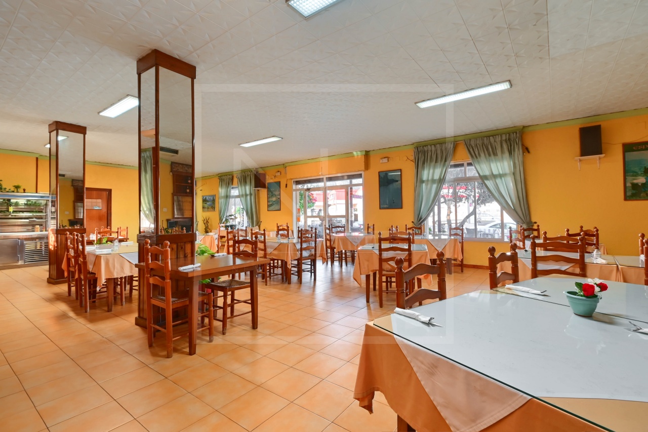 Hotel/Restaurant For Sale in El Vergel